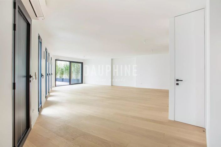 Image No.5-Maison de 4 chambres à vendre à Paris