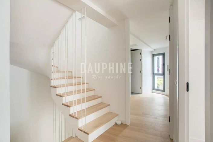 Image No.7-4 Bed House for sale