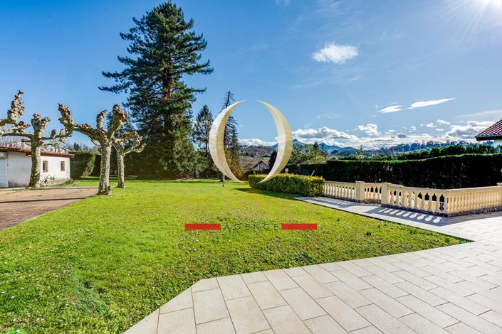 Image No.12-4 Bed House for sale