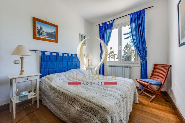 Image No.9-4 Bed House for sale