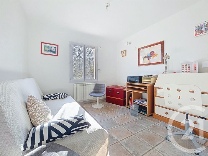 Image No.12-3 Bed House for sale