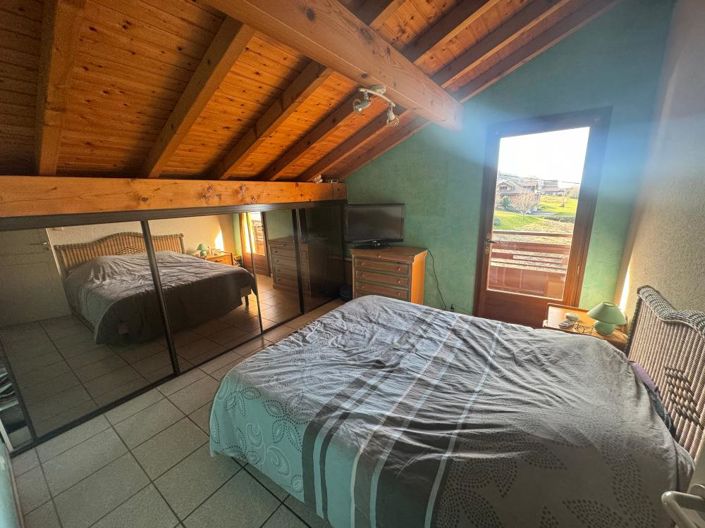 Image No.10-4 Bed House for sale