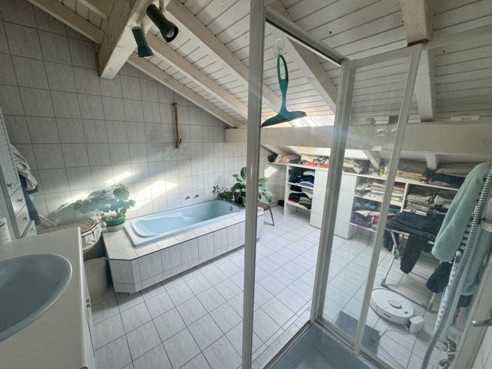 Image No.13-4 Bed House for sale