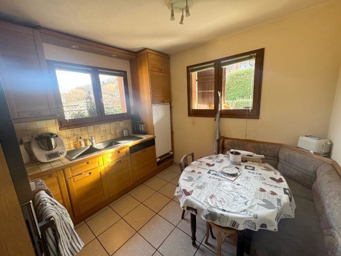 Image No.5-4 Bed House for sale