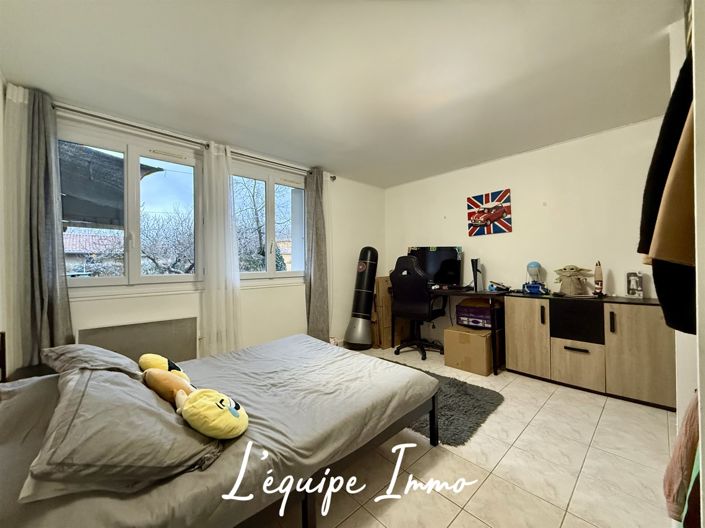 Image No.14-8 Bed House for sale