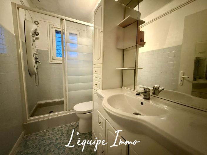 Image No.21-8 Bed House for sale