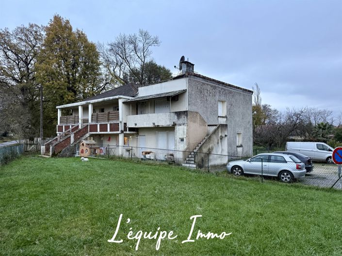 Image No.23-8 Bed House for sale