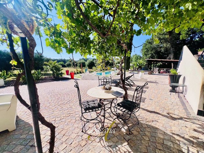 Image No.9-House for sale