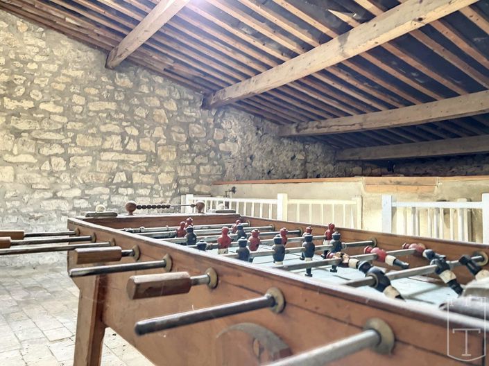 Image No.16-8 Bed House for sale