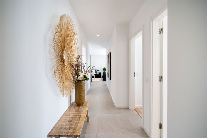 Image No.11-3 Bed Apartment for sale