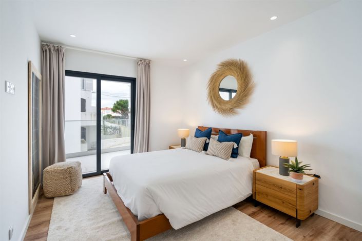 Image No.17-3 Bed Apartment for sale