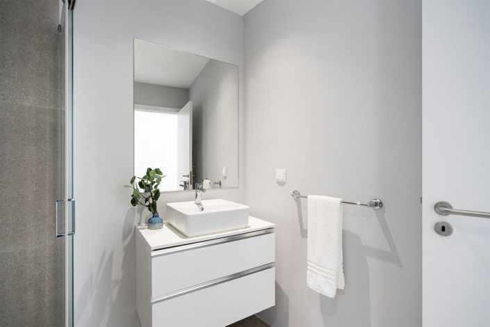 Image No.22-3 Bed Apartment for sale