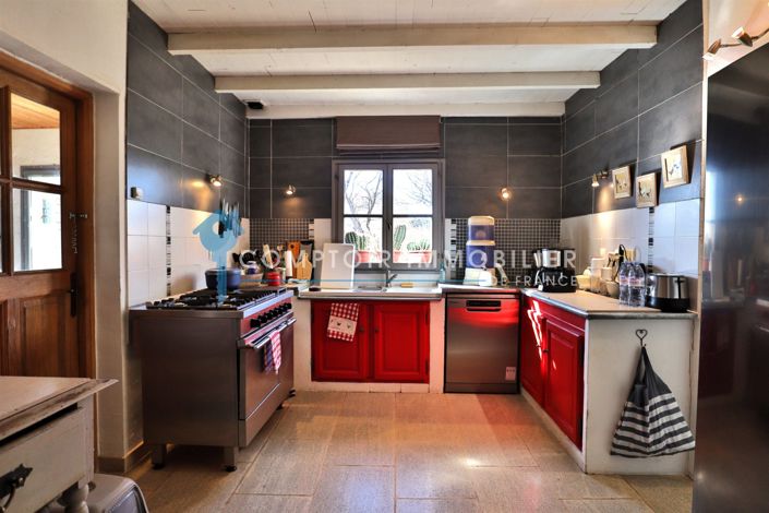 Image No.6-4 Bed House for sale