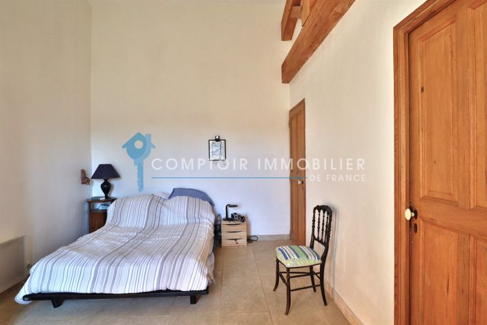 Image No.9-4 Bed House for sale