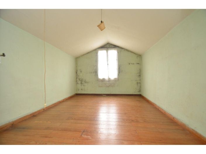 Image No.9-3 Bed House for sale