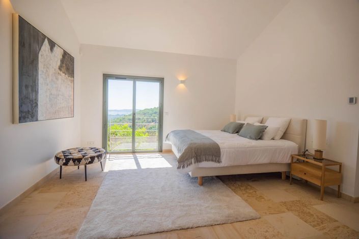 Image No.11-4 Bed House for sale