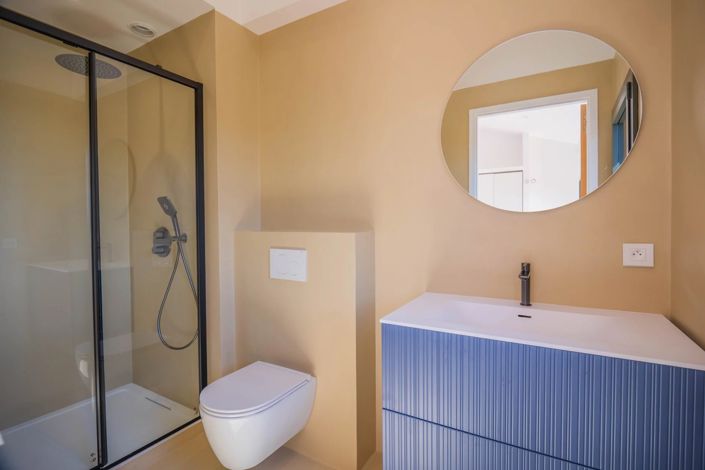 Image No.16-4 Bed House for sale