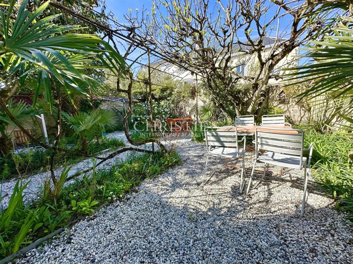 Image No.14-3 Bed House for sale