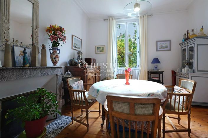 Image No.6-3 Bed House for sale