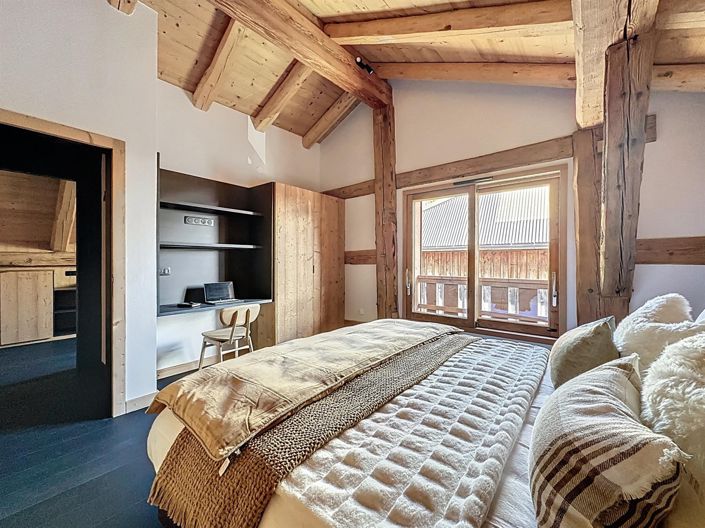 Image No.11-6 Bed House for sale