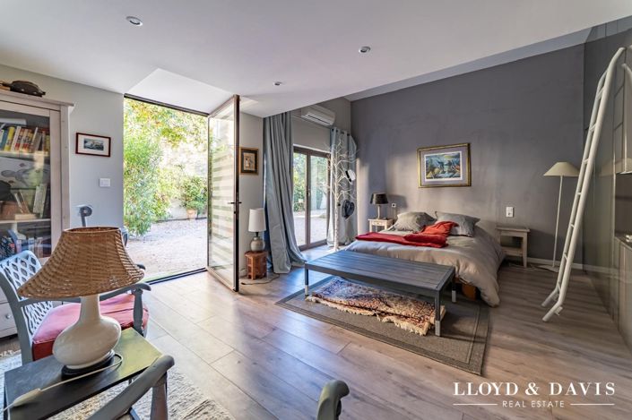 Image No.8-4 Bed House for sale