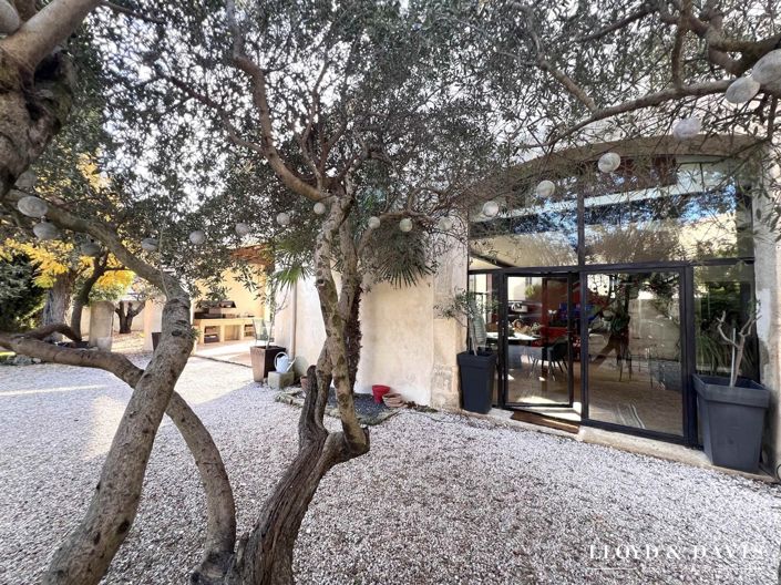 Image No.9-4 Bed House for sale