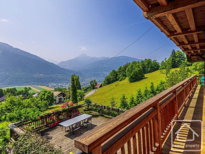 Image No.2-4 Bed Apartment for sale