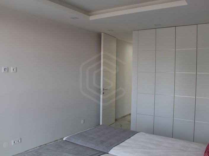 Image No.18-3 Bed Apartment for sale