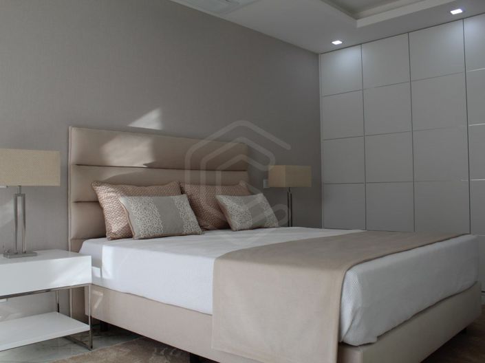 Image No.21-3 Bed Apartment for sale