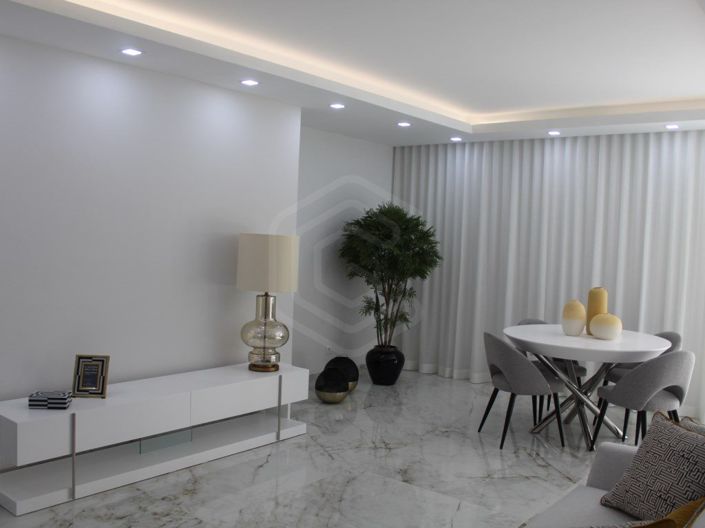 Image No.24-3 Bed Apartment for sale