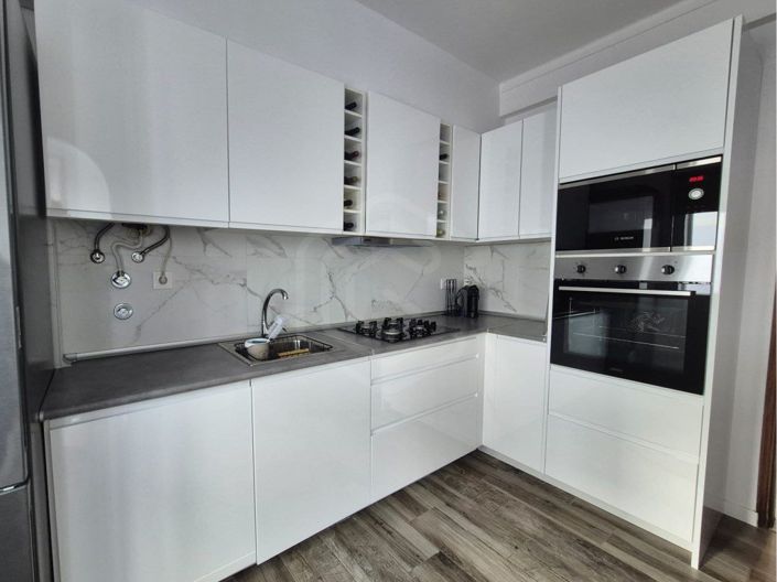 Image No.8-3 Bed Apartment for sale