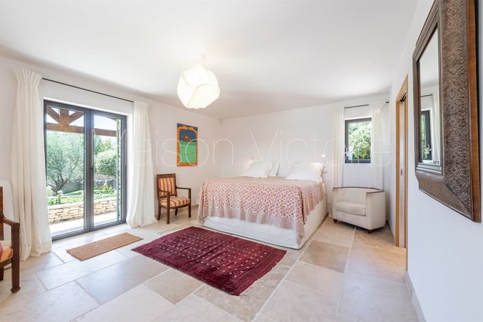 Image No.21-5 Bed House for sale