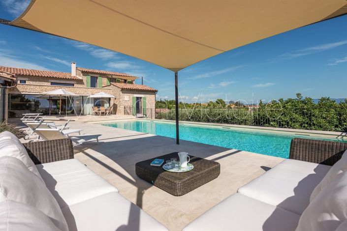 Image No.9-5 Bed House for sale