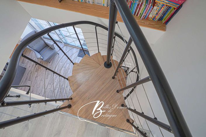 Image No.10-9 Bed House for sale