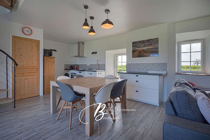 Image No.7-9 Bed House for sale