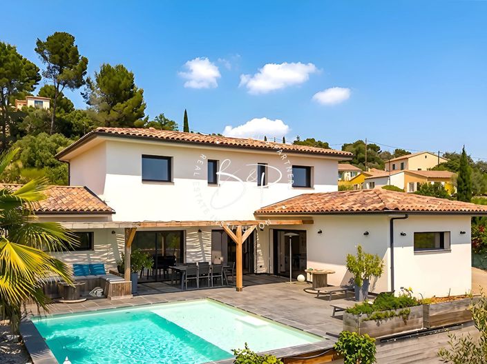 Image No.2-5 Bed House for sale