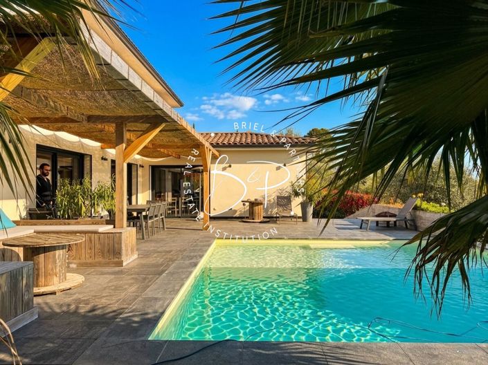 Image No.5-5 Bed House for sale