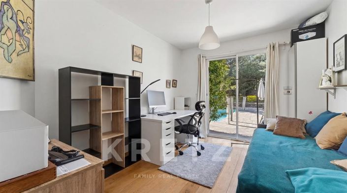 Image No.14-5 Bed House for sale