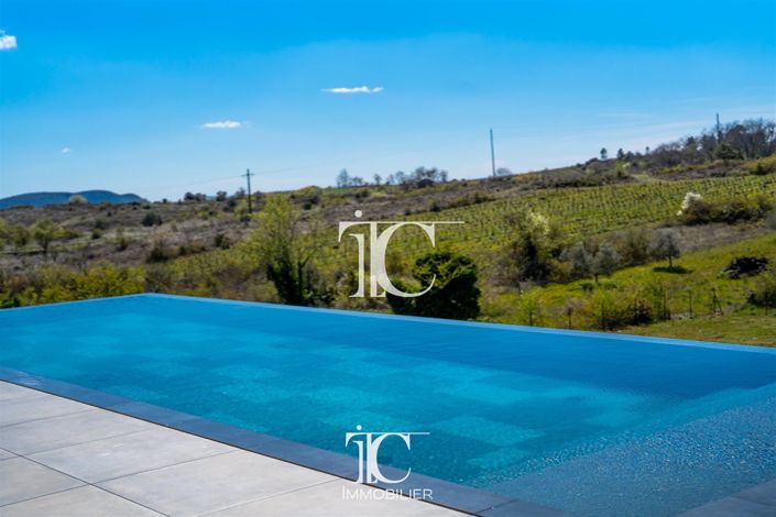 Image No.17-3 Bed House for sale