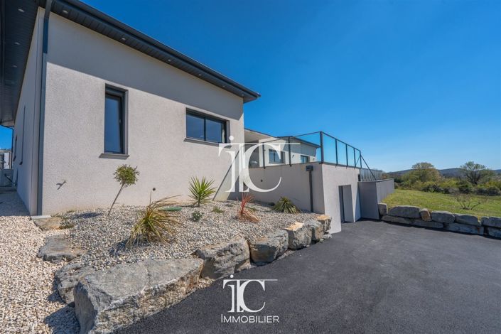 Image No.22-3 Bed House for sale