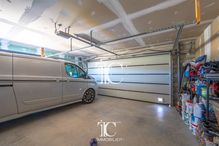 Image No.28-3 Bed House for sale