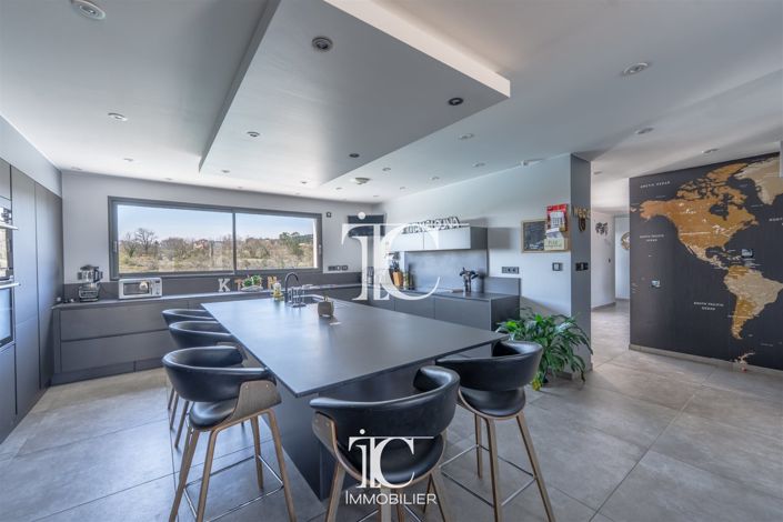 Image No.3-3 Bed House for sale