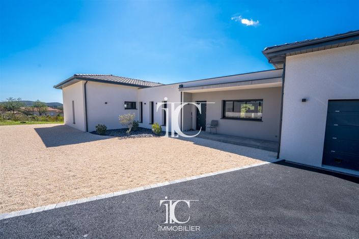 Image No.34-3 Bed House for sale