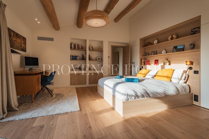 Image No.8-Propriété de 5 chambres à vendre à Gordes