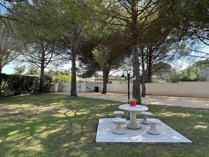 Image No.5-5 Bed House for sale