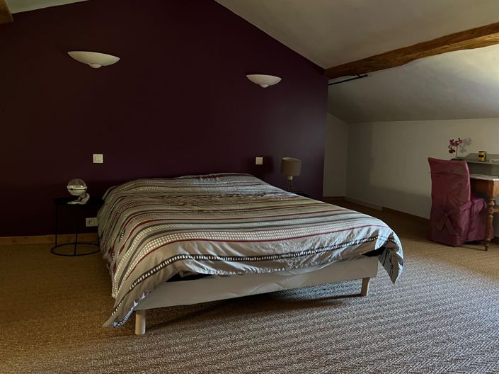 Image No.12-9 Bed House for sale