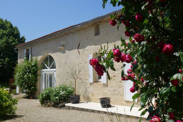 Image No.2-9 Bed House for sale