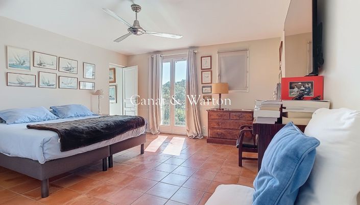 Image No.10-Propriété de 5 chambres à vendre à Le Muy