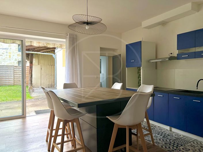 Image No.3-3 Bed House for sale