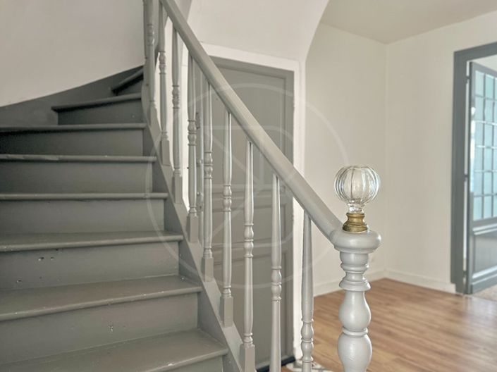 Image No.7-3 Bed House for sale